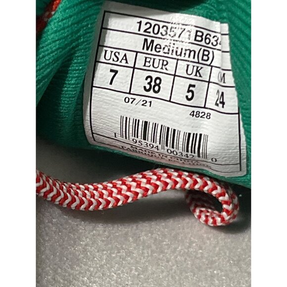 Brooks Levitate 5 “Merry Christmas” Neutral Running Shoes Red Women’s 7 - Picture 10 of 12